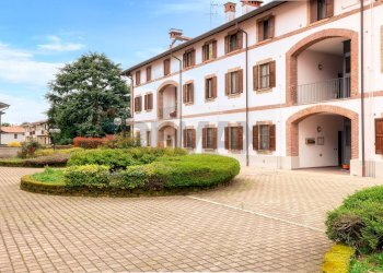 Edificio all\'aperto - Trilocale Ornago - foto 15