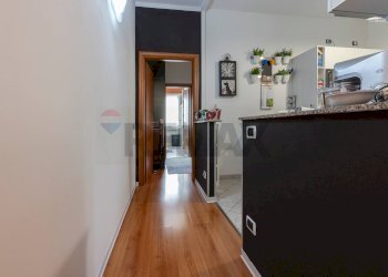 Hall / corridoio - Casa semi indipendente Via G. Marconi
 
83, Cittiglio - foto 11