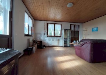 Soggiorno - Casa indipendente Via Francesco Baroggi
 
19, Maccagno con Pino e Veddasca - foto 13