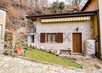 Casa all\'aperto - Casa semi indipendente via Vecchia Fontana, Maccagno con Pino e Veddasca - foto 1