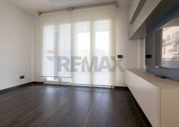 Stanza vuota - Bilocale VIA BORGHI
 
18, Varese - foto 12