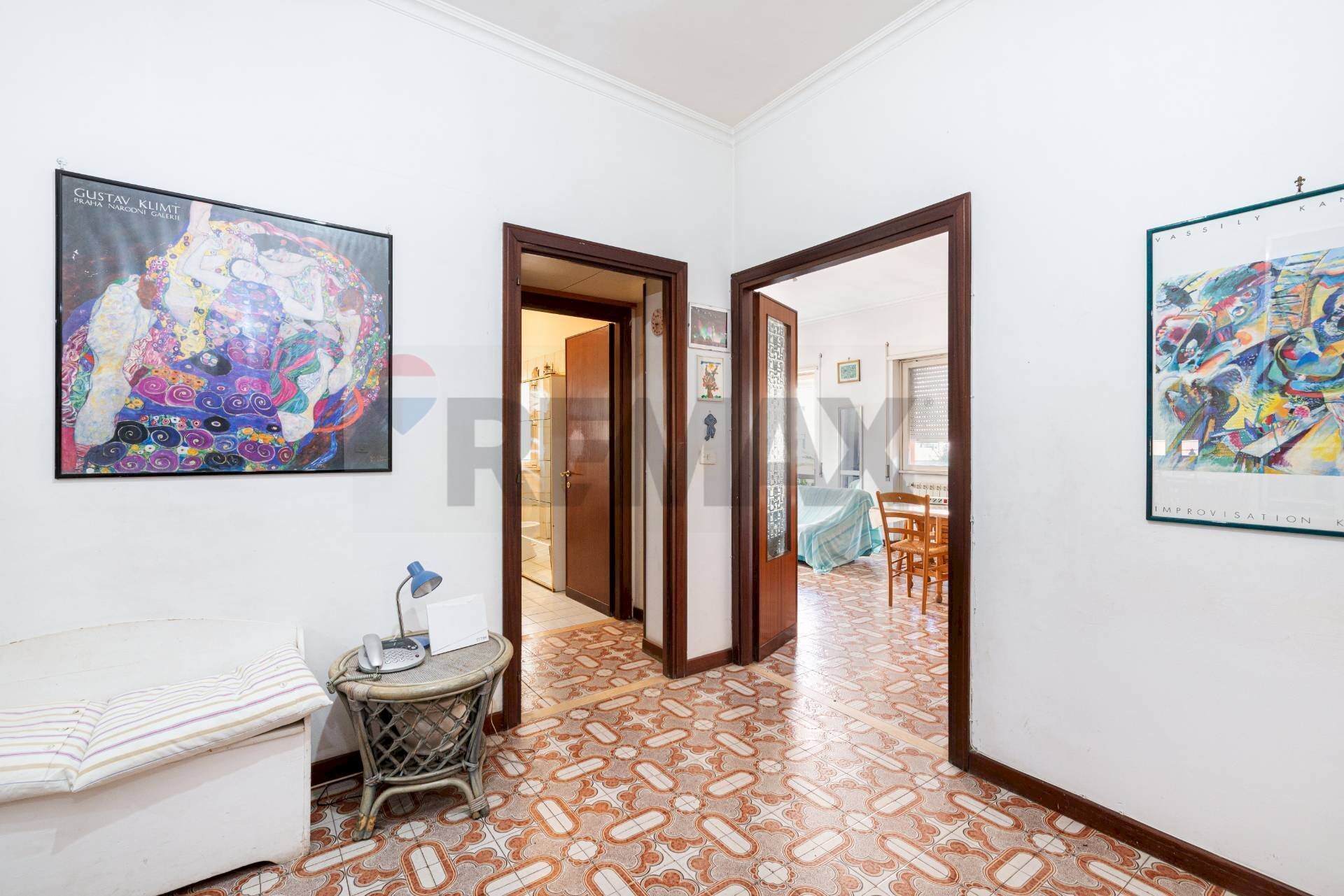 Hall / corridoio - Trilocale Via Danilo Stiepovich
 
258, Roma - foto 2