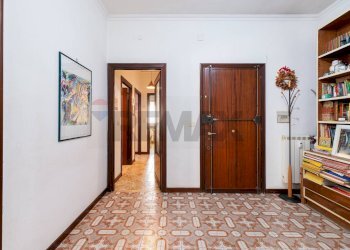 Hall / corridoio - Trilocale Via Danilo Stiepovich
258, Roma - foto 4