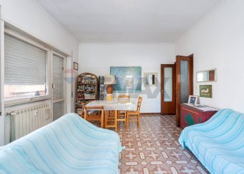 Sala da pranzo - Trilocale Via Danilo Stiepovich
258, Roma - foto 7