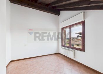 Stanza vuota - Trilocale via Repubblica
 
51, Cura Carpignano - foto 19