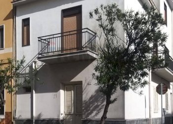 Casa all\'aperto - Casa indipendente Via Genova
 
70, Partanna - foto 1
