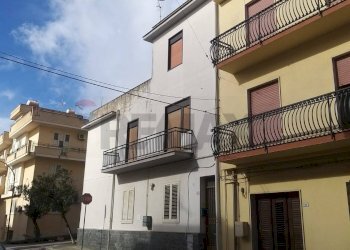 Edificio all\'aperto - Casa indipendente Via Genova
 
70, Partanna - foto 14