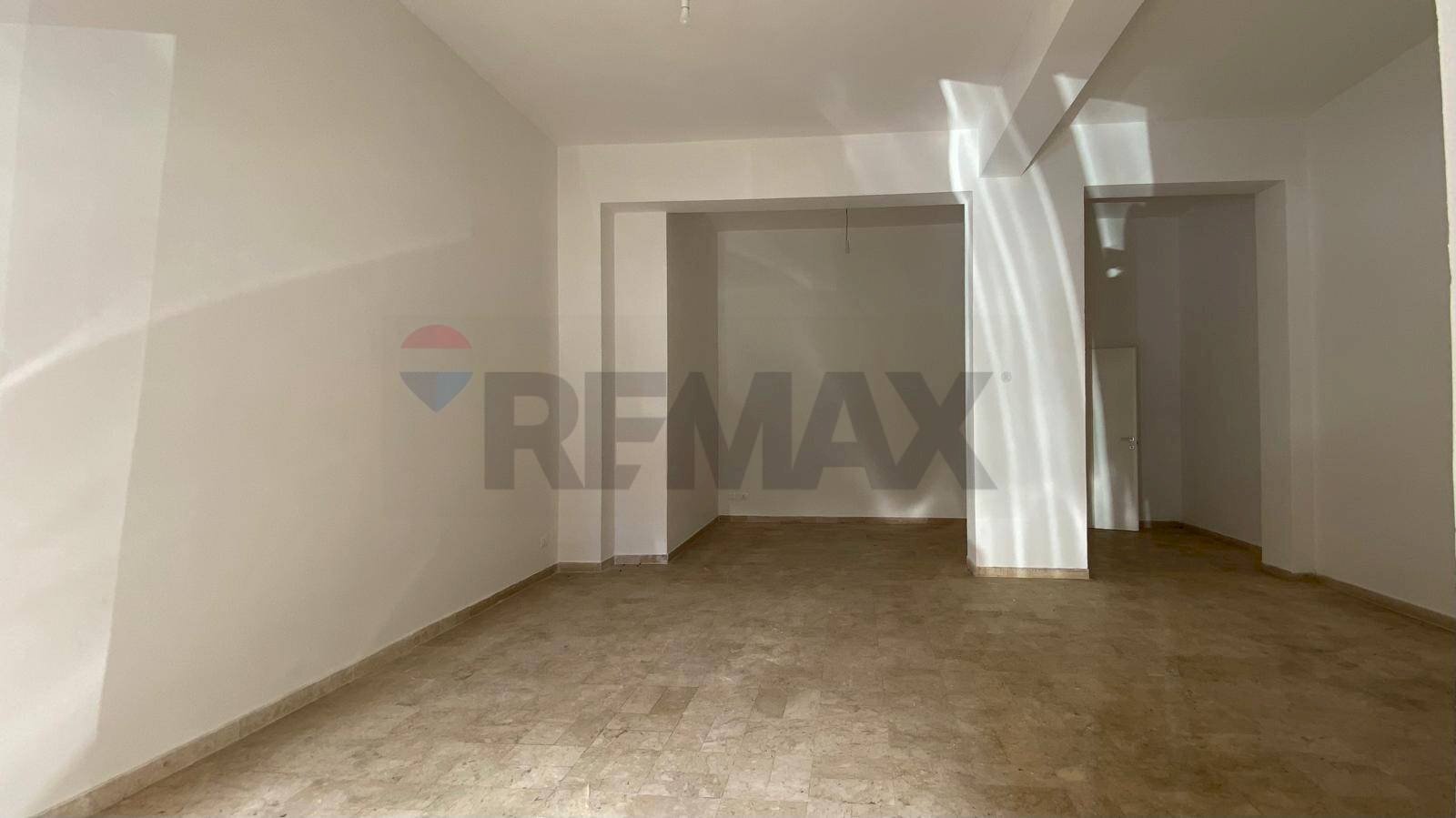 Stanza vuota - Commercial Premises Via Generale Bergonzoli
 
30, Palermo - photo 1