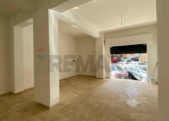 Stanza vuota - Commercial Premises Via Generale Bergonzoli
 
30, Palermo - photo 6