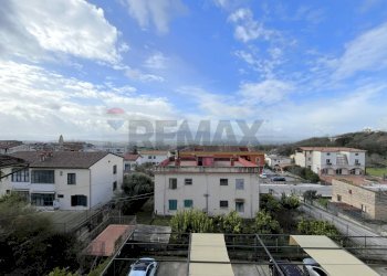 Edificio all\'aperto - Quadrilocale strada provinciale per piedimonte 290
 
5, San Potito Sannitico - foto 19