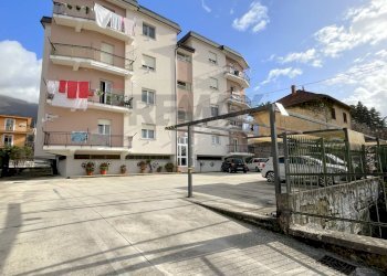 Edificio all\'aperto - Quadrilocale strada provinciale per piedimonte 290
 
5, San Potito Sannitico - foto 27