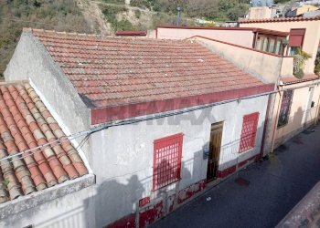 Edificio all\'aperto - Casa indipendente Via Gimello
 
116, Rometta - foto 3