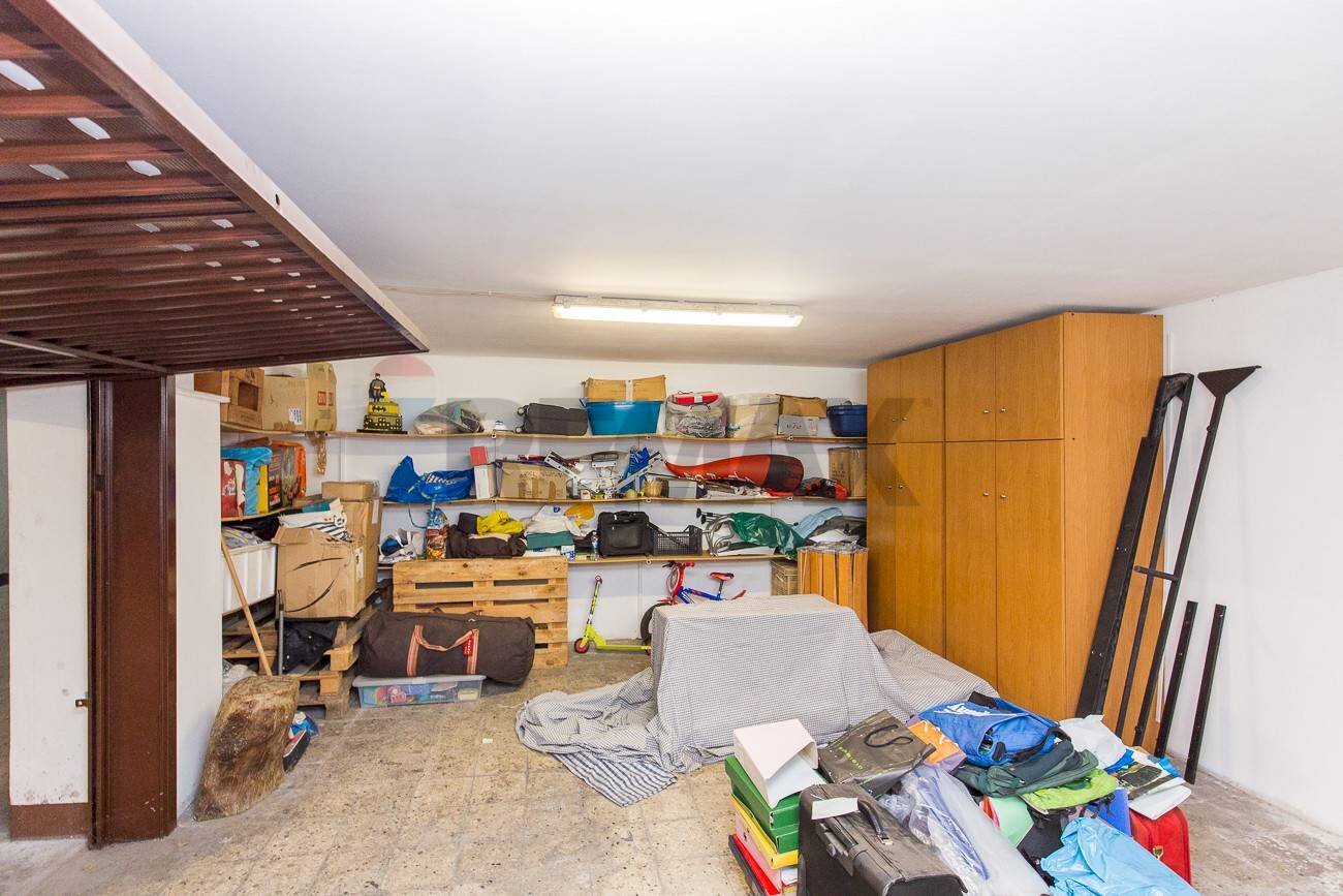 Dispensa di stoccaggio - Box Via Antonio Gramsci
53B, Gravina di Catania - foto 3