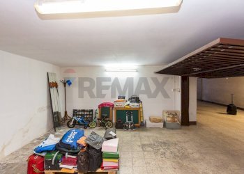 Parcheggio - Box Via Antonio Gramsci
 
53B, Gravina di Catania - foto 4