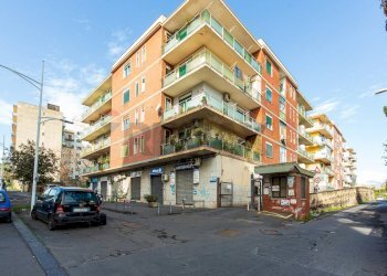 Edificio all\'aperto - Quadrilocale Corso Indipendenza
 
14, Catania - foto 2