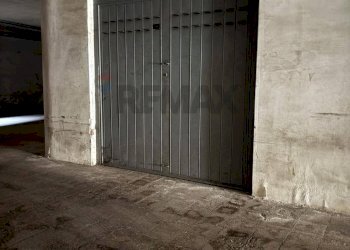 Parcheggio - Box Via Duca Amedeo D'aosta
 
45, San Giovanni la Punta - foto 5