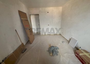 Stanza vuota - Trilocale Corso Sicilia
 
15, Maletto - foto 6