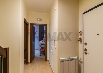 Hall / corridoio - Casa semi indipendente Via Giacomo Leopardi
 
5, San Giovanni la Punta - foto 8