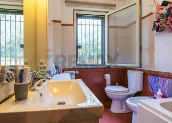 Bagno - Casa semi indipendente Via Giacomo Leopardi
 
5, San Giovanni la Punta - foto 16