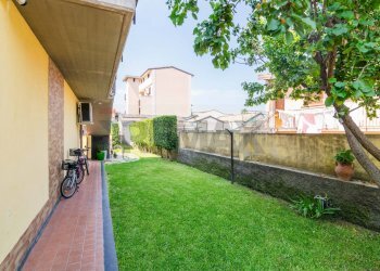 Giardino - Casa semi indipendente Via Giacomo Leopardi
 
5, San Giovanni la Punta - foto 18