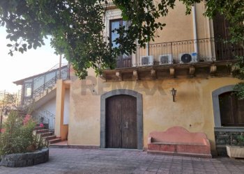 Edificio all\'aperto - Agriturismo SP137i
 
snc, Paterno - foto 4