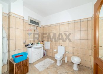 Bagno - Casa semi indipendente Via Nazionale
 
82/A, Castiglione di Sicilia - foto 32