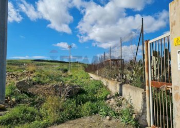 Vista delle montagne - Trilocale Contrada Santa Lenea S.S.385
 
snc, Lentini - foto 32