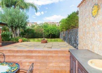 Terrazza - Casa semi indipendente VIA CAPOMULINI
 
16/C, Acireale - foto 14