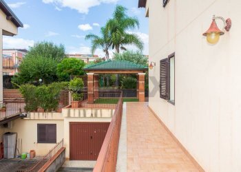 Terrazza - Casa semi indipendente VIA CAPOMULINI
 
16/C, Acireale - foto 23