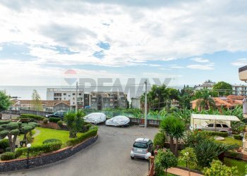 Edificio all\'aperto - Casa semi indipendente VIA CAPOMULINI
 
16/C, Acireale - foto 36