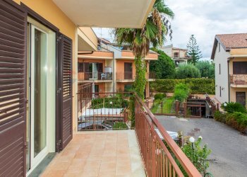 Balcone - Casa semi indipendente VIA CAPOMULINI
 
16/C, Acireale - foto 37