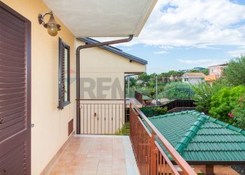 Balcone - Casa semi indipendente VIA CAPOMULINI
 
16/C, Acireale - foto 42