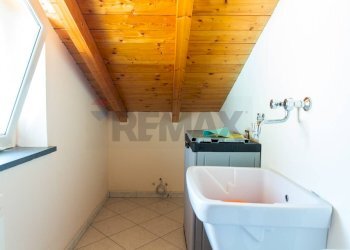 Bagno - Casa semi indipendente VIA CAPOMULINI
 
16/C, Acireale - foto 53