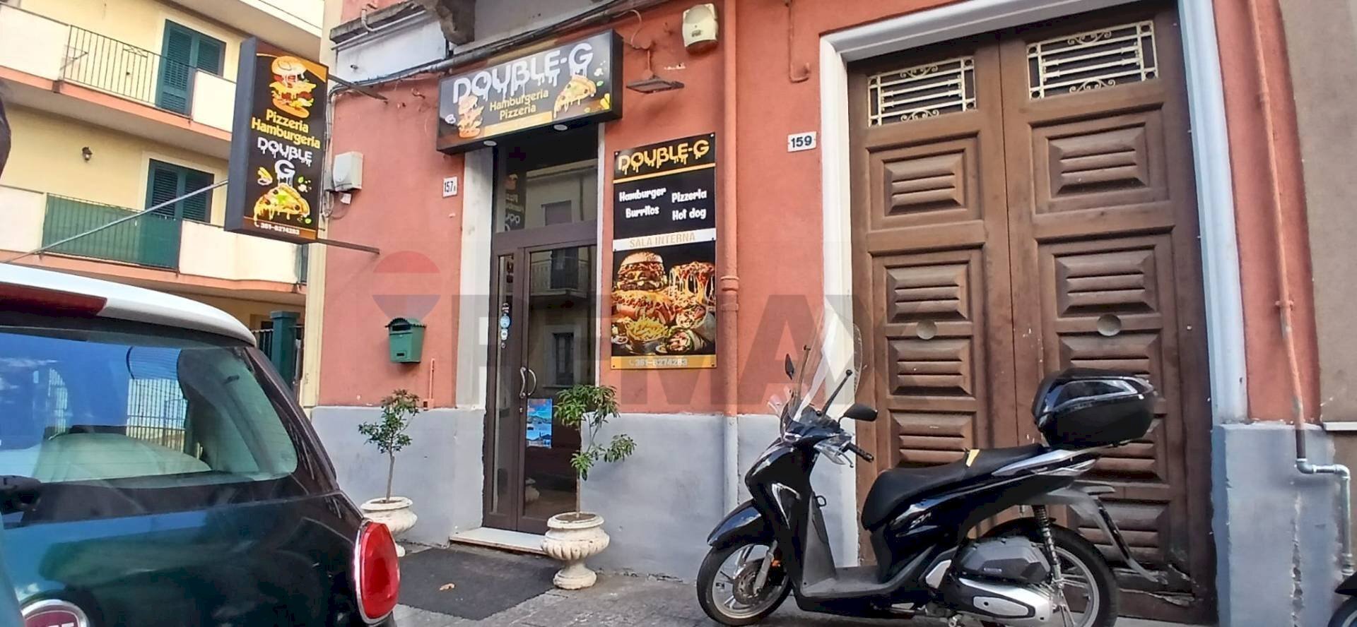 Edificio all\'aperto - Locale Commerciale Via Umberto I
 
159, Fiumefreddo di Sicilia - foto 1