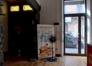 Ricezione / Lobby - Commercial Premises Via Umberto I
 
159, Fiumefreddo di Sicilia - photo 7