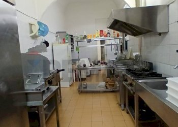 Cucina - Commercial Premises Via Umberto I
 
159, Fiumefreddo di Sicilia - photo 18