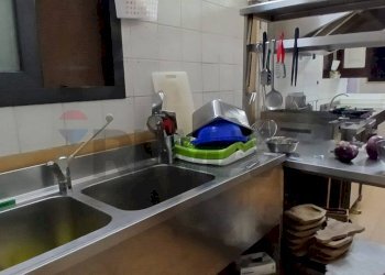 Cucina - Commercial Premises Via Umberto I
 
159, Fiumefreddo di Sicilia - photo 21