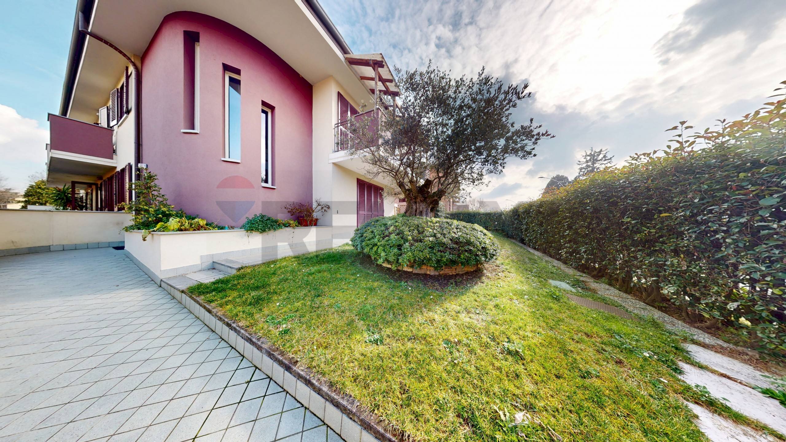 Casa all\'aperto - Trilocale via Giacomo Leopardi
 
3, Bussero - foto 2