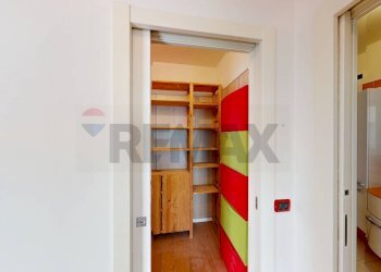 Hall / corridoio - Trilocale via Giacomo Leopardi
 
3, Bussero - foto 13