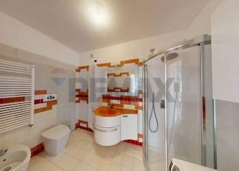 Bagno - Trilocale via Giacomo Leopardi
 
3, Bussero - foto 23