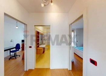 Hall / corridoio - Trilocale via Giacomo Leopardi
 
3, Bussero - foto 25