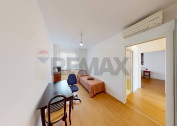 Camera / camera da letto - Trilocale via Giacomo Leopardi
 
3, Bussero - foto 35