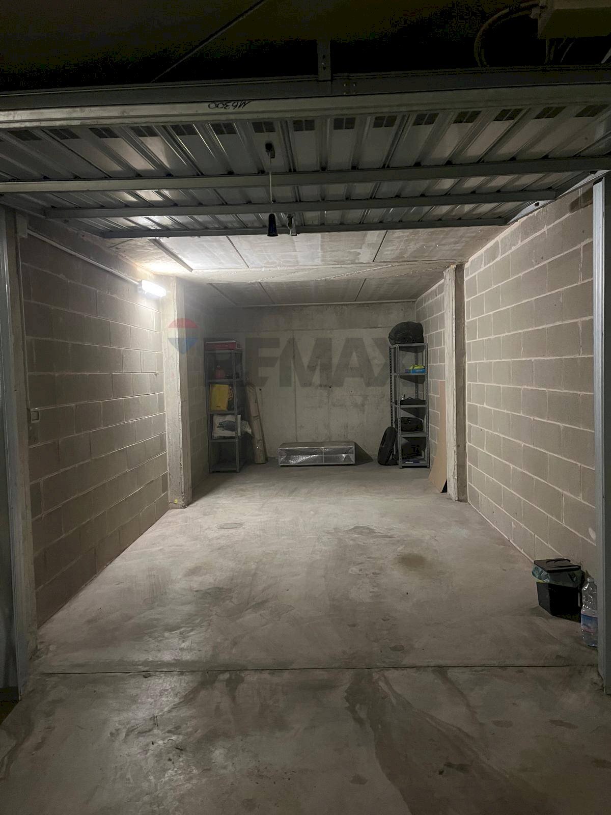 Parcheggio - Box Via Cristoforo Colombo
 
8, Segrate - foto 2