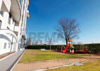 Edificio all\'aperto - Box Via Cristoforo Colombo
 
8, Segrate - foto 11