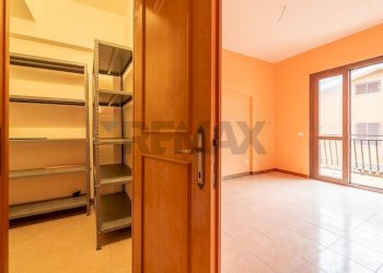 Stanza vuota - Villa Via Pietro Fumaroli
 
2, Ladispoli - foto 15