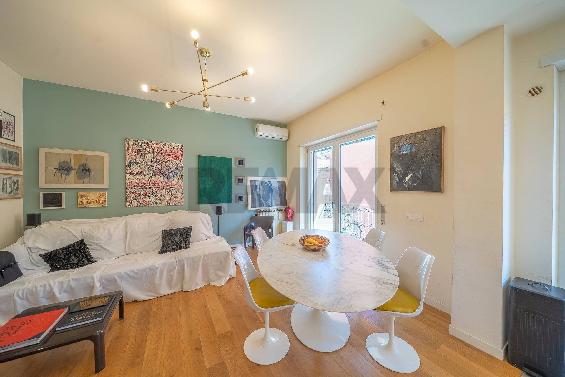 Sala da pranzo - Trilocale via Col di Lana
 
18, Ciampino - foto 3