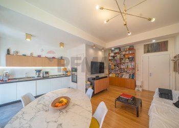 Sala da pranzo - Trilocale via Col di Lana
 
18, Ciampino - foto 5