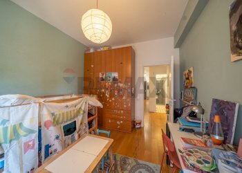 Camera / camera da letto - Trilocale via Col di Lana
 
18, Ciampino - foto 14