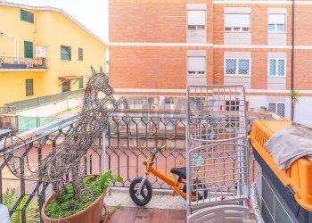 Balcone - Trilocale via Col di Lana
 
18, Ciampino - foto 22