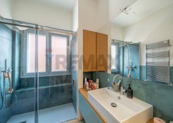 Bagno - Trilocale via Col di Lana
 
18, Ciampino - foto 28